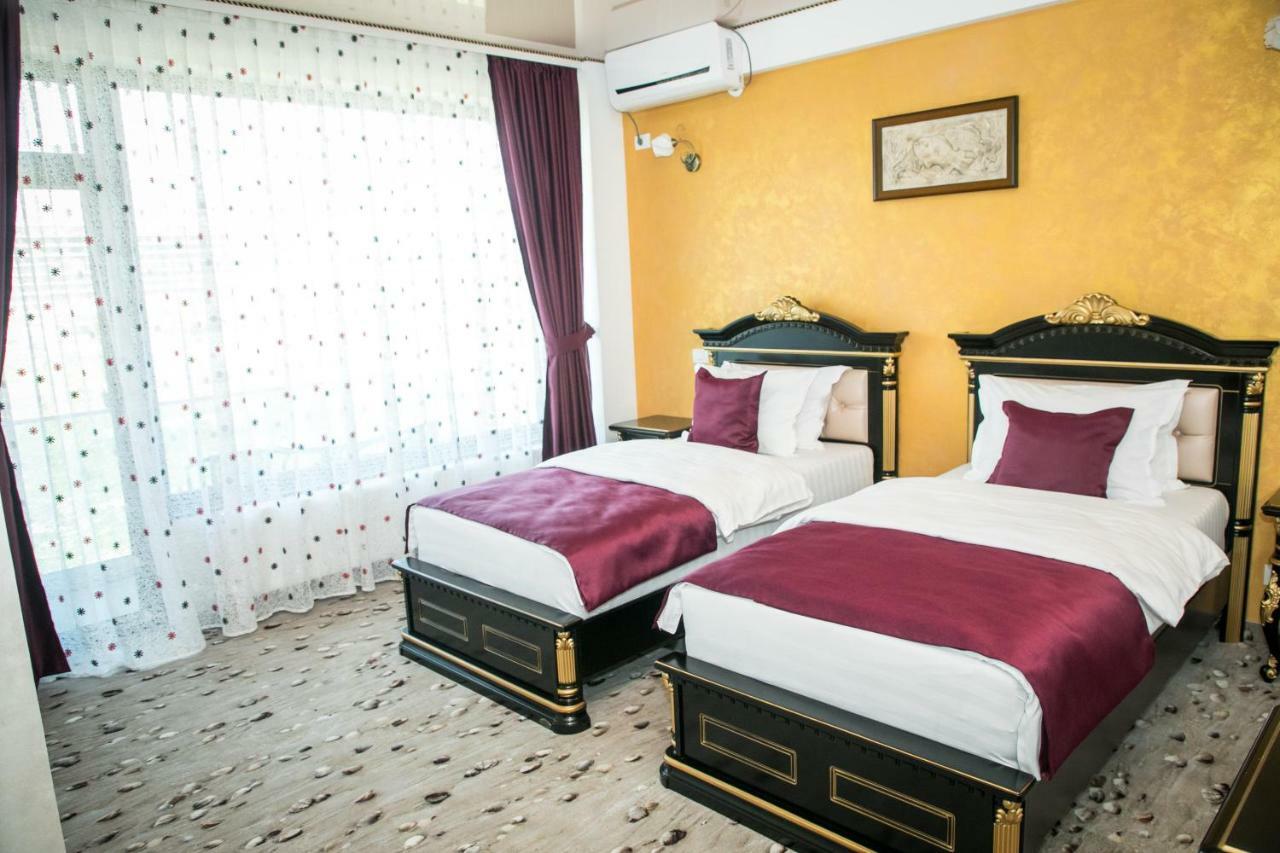 Almar Lake View Boutique H Adults Only Mamaia Ngoại thất bức ảnh